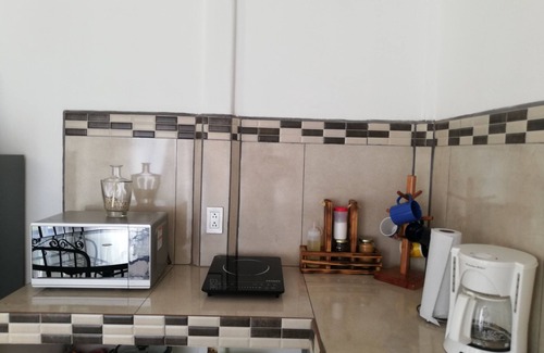 Daniel Flores House | Tanager House