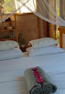 Nginamanu Cabin | Tanawatu Hill