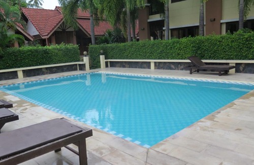 Lamai City Center Hotel | TandT House