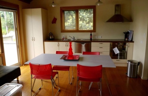 Paekakariki House | Tangahoe - The Great Escape