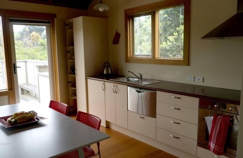 Paekakariki House | Tangahoe - The Great Escape