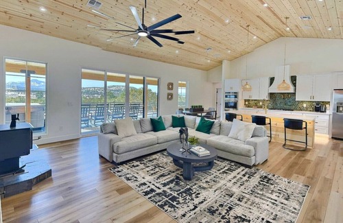 Williams Apartment | Tangerine Sky Ranch Cabin
