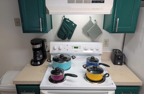 Tanglewood Forest House | Tanglewood Forest Best Kept Secret, 2BR/2BA,1 Car/garage!
