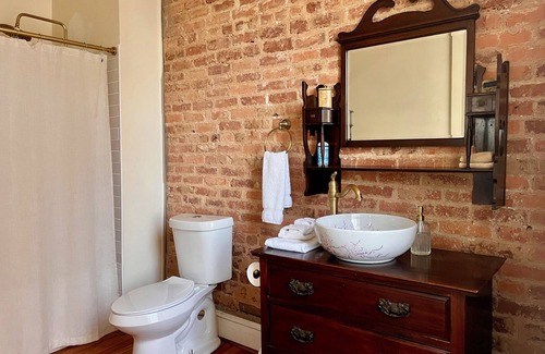 Welcome Cabin | Tanglewood Inn