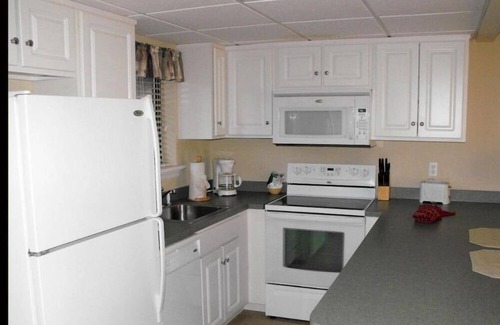 Tafton Apartment | Tanglwood Resort Inviting 1BR Condo with Tennis Court & Pool