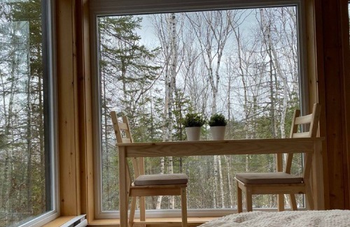Baie-St-Paul Ski Chalet | Tanières MicroChalets Ours