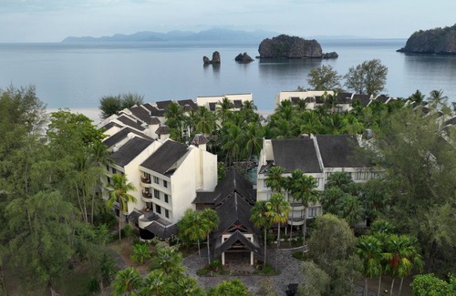 Air Hangat Resort | Tanjung Rhu Resort