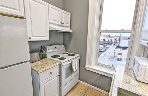 Bay City Apartment | Tanner Bldg Apt 9 - 1 Bedroom (Downtown)