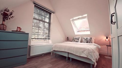 Municipality of Voorschoten Apartment | Tante Bed 44A