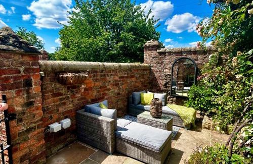 Whixley House | Tanyard Cottage - Whixley, York, North Yorkshire