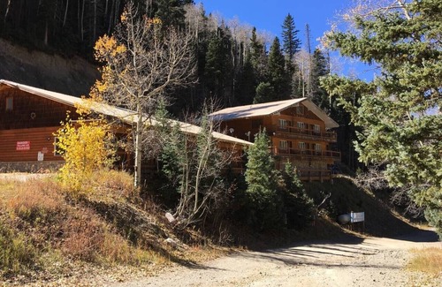 Taos Ski Valley Condo | Taos Ski Valley Sweet Spot