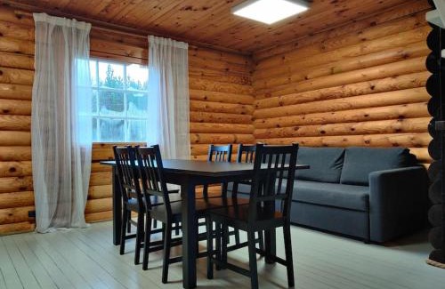 Tapa Parish House | Tapa Cottage next to disc golf.