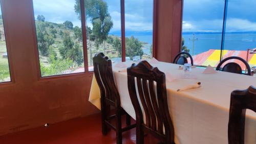 Isla Taquile Cabin | Taquile Posada del sol