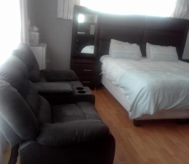 King William's Town Apartment | Tara's Terrace Guest House