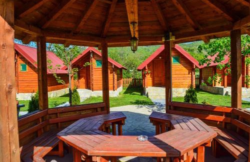 Mojkovac Ski Chalet | Tara Valley Eco Lounge