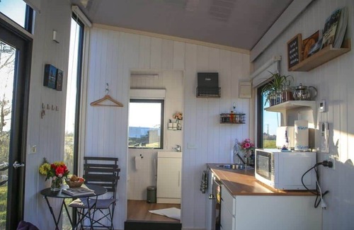 Midhirst House | Taranaki Creekside KEA by Tiny Away