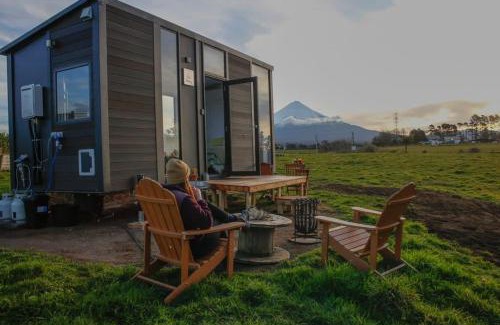 Midhirst House | Taranaki Creekside KEA by Tiny Away