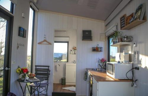 Midhirst House | Taranaki Creekside KEA by Tiny Away