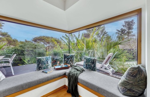 Ponsonby House | Tarawera Home - St Heliers Holiday Home