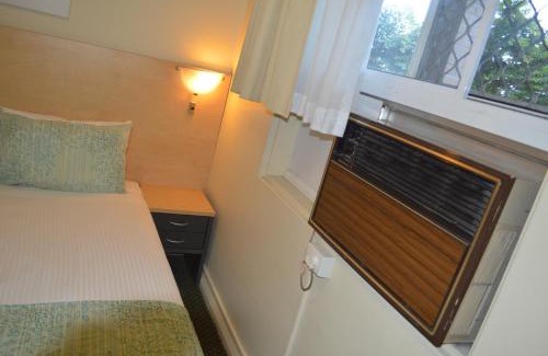 Taree Hotel | Taree Motor Inn