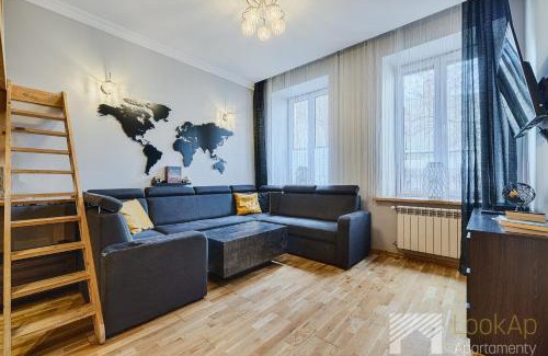 Lodz Apartment | Targowa Black by LookAp - Parking gratis