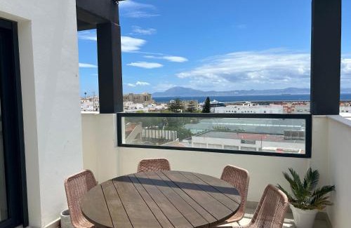 Tarifa Apartment | Tarifa Sun es playa, centro y vistas al estrecho