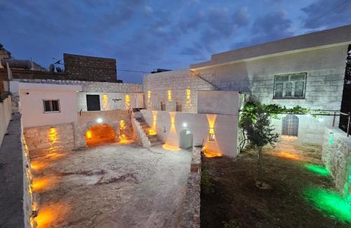 Midyat Villa | Tarihi Midyat Acar Konağı - Size Özel Müstakil Konak