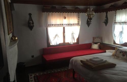 Mudurnu Bed & Breakfast | Tarihi Osmanlı Evi - Beyzadeler Konağı Ev Sahibi ve Yöneticisi - Bekir Yenerer Ruhsat No 14-75