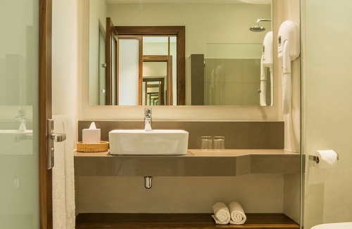 Mont Choisy Resort | Tarisa Resort