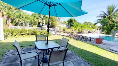 Downtown Fort Lauderdale Apartment | Tarpon Harbor 2 - Waterfront townhouse near pool, beach, downtown Las Olas