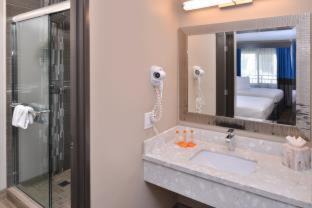 Tarzana Hotel | Tarzana Inn