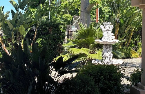 Tarzana House | Tarzana paradise