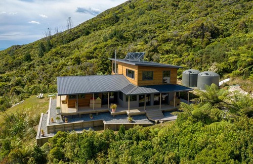 Paparoa National Park Cabin | Tasman Sea Retreat