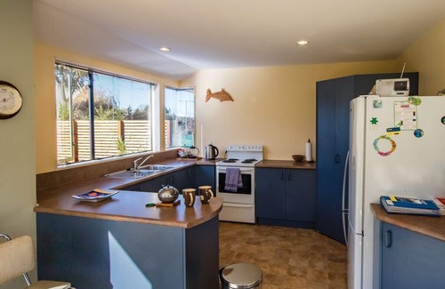 Marahau Cottage | Tasman Treat - Marahau Holiday Home