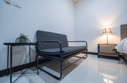 Chonburi Hotel | Tassana Place