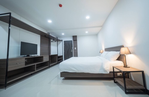 Chonburi Hotel | Tassana Place