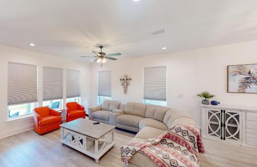 Holiday Beach House | Taste of the Tropics