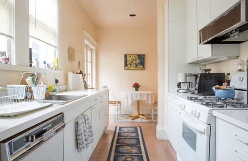 Richmond District House | Tasteful Condo with Office + Garage - Near Parks, Museums and Restaurants