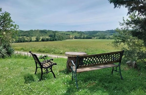Sauveterre-de-Rouergue House | Tastefully renovated country house