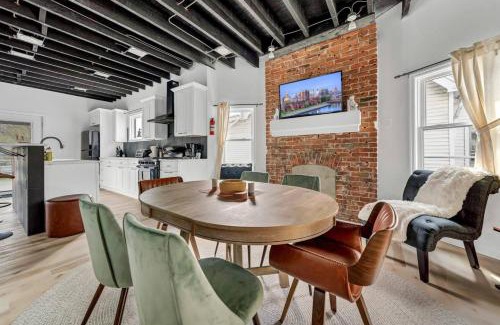 Lakeview House | Tasteful Full Home Dtown Buffalo