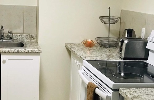 Burlington Apartment | Tastefully decorated spacious apartment Burlington