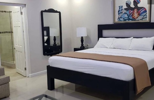 Barbican Hotel | Tastefully design Bontique hotel with 5 star elegance