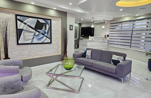 Barbican Hotel | Tastefully design Bontique hotel with 5 star elegance