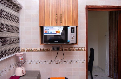Egbeda Apartment | Tastefully furnished 2 bedroom apartment with 24/7 Power|WiFI|Security