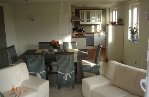 Biot Apartment | Tastefully furnished apartment in renovated vacation home