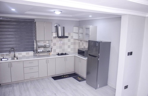 Ibadan House | Tastefully furnished home in quiet, secure and accessible community in Bodija A1