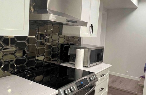 Sage Hill House | Tastefully furnished one bedroom suite