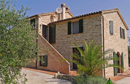 Cupramontana House | Tastefully renovated stone house with pool in a quiet hillside location with 2 apartments