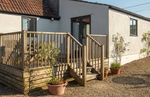 Stanton Drew Cottage | Tastefully restored hilltop cottage apartment in Dundry near Bristol