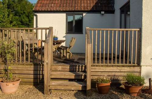 Stanton Drew Cottage | Tastefully restored hilltop cottage apartment in Dundry near Bristol